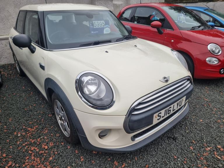 MINI HATCH 1.5 5-Door Hatch One D 2016
