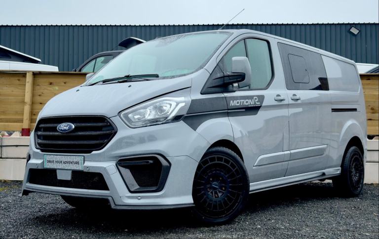 Ford Transit Custom Limited Crew Cab Motion R
