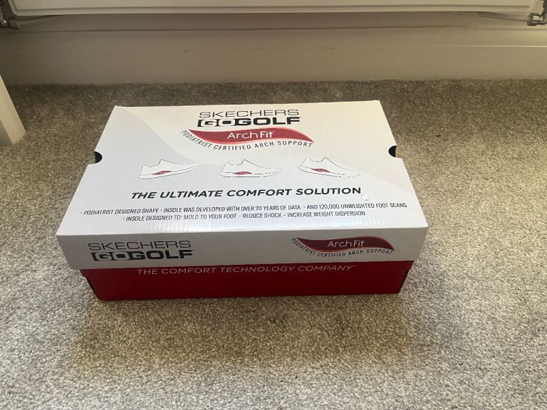 All weather golf shoes