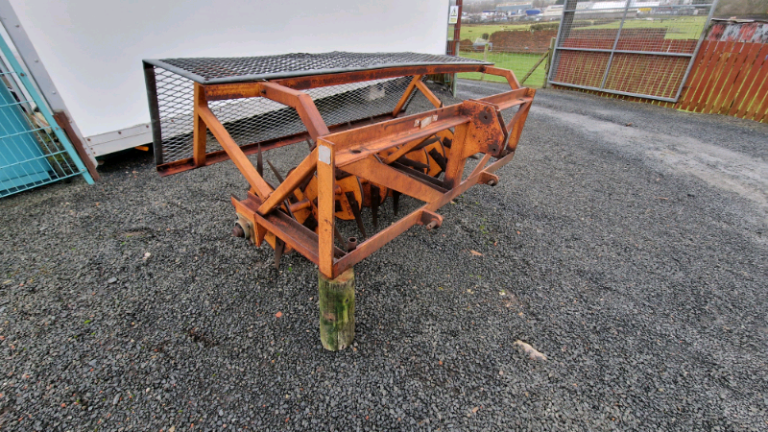Tractor three point linkage 7ft sisis slitter aerator 