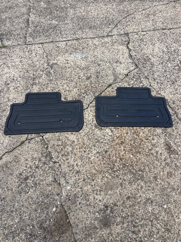 Freelander 2 2014 rear mats