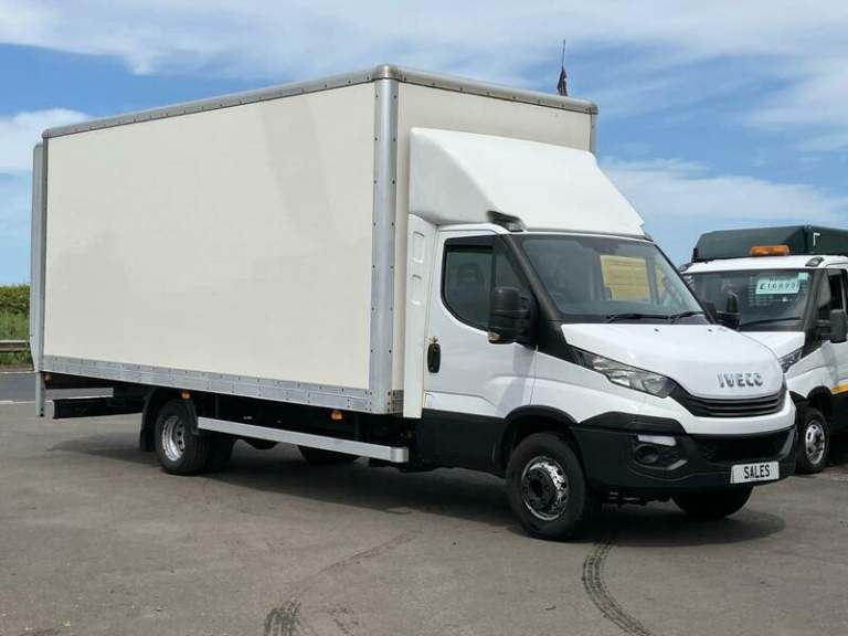 IVECO DAILY 70C-180 EURO 6 20FT BOX VAN WITH TAILLIFT WITH AIRCON. ?9,250+VAT