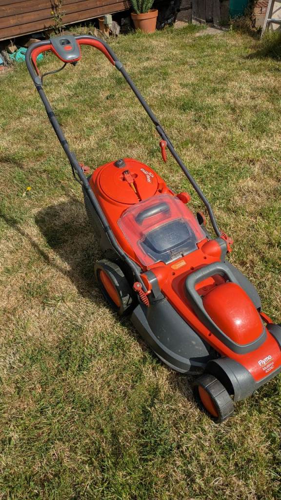 Lawnmower 