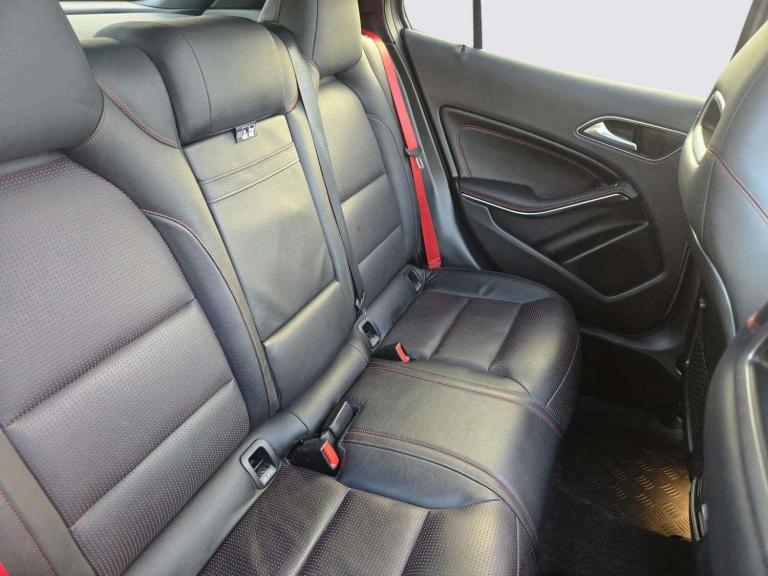 2016 Mercedes-Benz GLA GLA 220d 4Matic AMG Line 5dr Auto [Prem Plus] ESTATE DIESEL Automatic