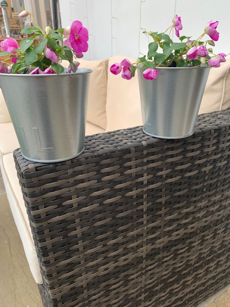 2 small filled planters