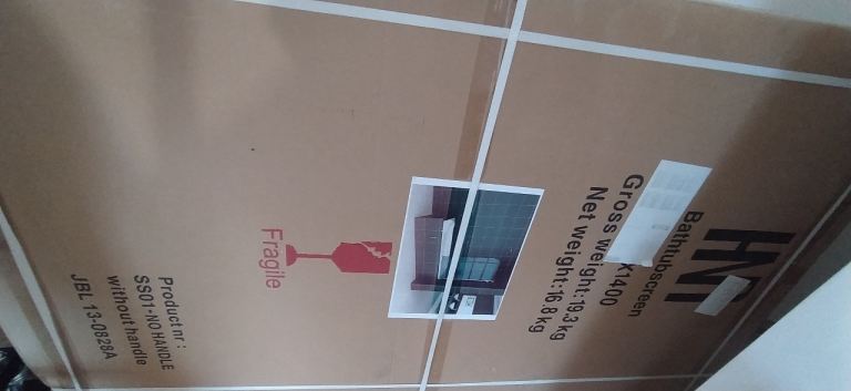 image for bathtub screen, unopened