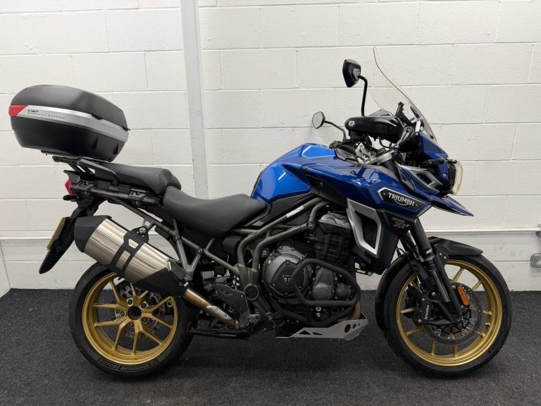 2017 TRIUMPH TIGER EXPLORER XRT **ENGINE BARS-BREMBO BRAKES-MOT TILL JULY 2027**