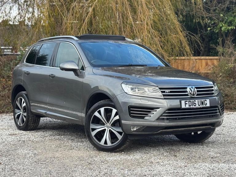 2016 Volkswagen Touareg 3.0 TDI V6 BlueMotion Tech R-Line Tiptronic 4WD Euro 6 (s/s) 5dr ESTATE D...