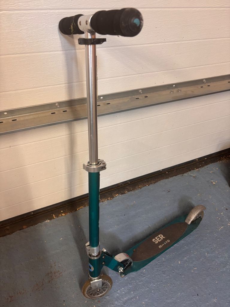 Micro SER Scooter – Green, Good Condition