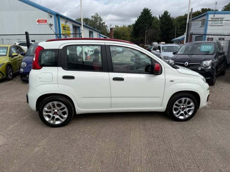 2015 Fiat Panda 1.2 Easy Hatchback 5dr Petrol Manual Euro 6 (69 bhp) Hatchback Petrol Manual