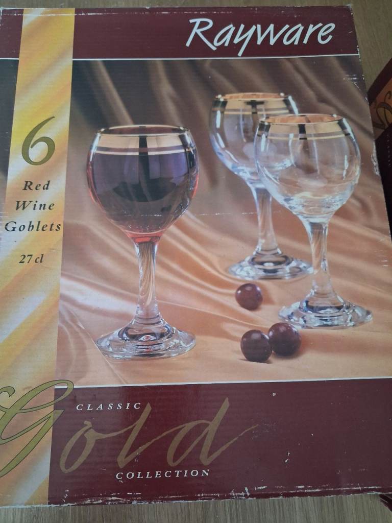 Rayware Classic Gold Trim Red Wine 