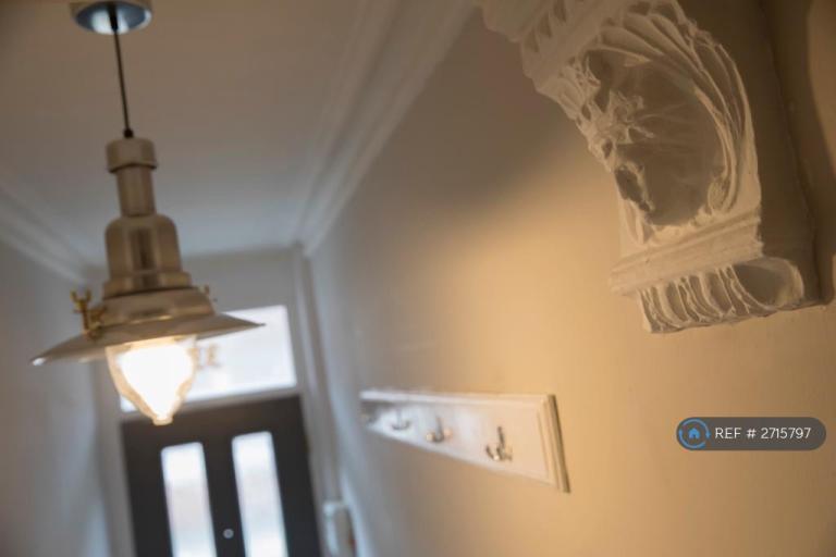 4 bedroom house in Deramore Street, Manchester, M14 (4 bed) (#2715797)