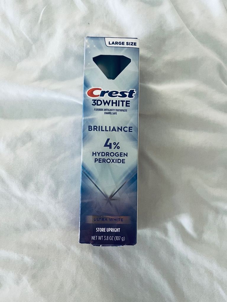 Crest teeth whitening toothpaste/ 4 % hydrogen peroxide 