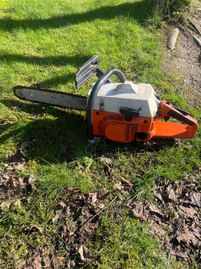Chainsaw husqvarna 
