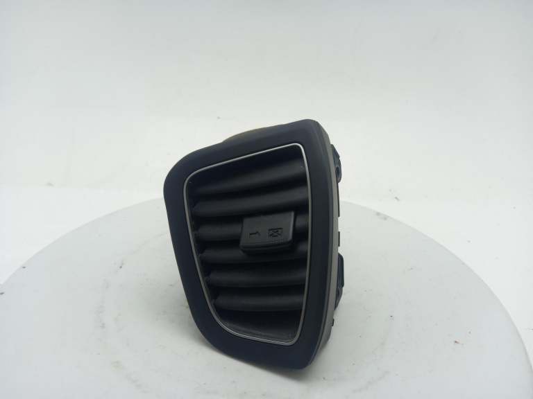 Hyundai I20 Interior Dashboard Air Vent 2015-2020