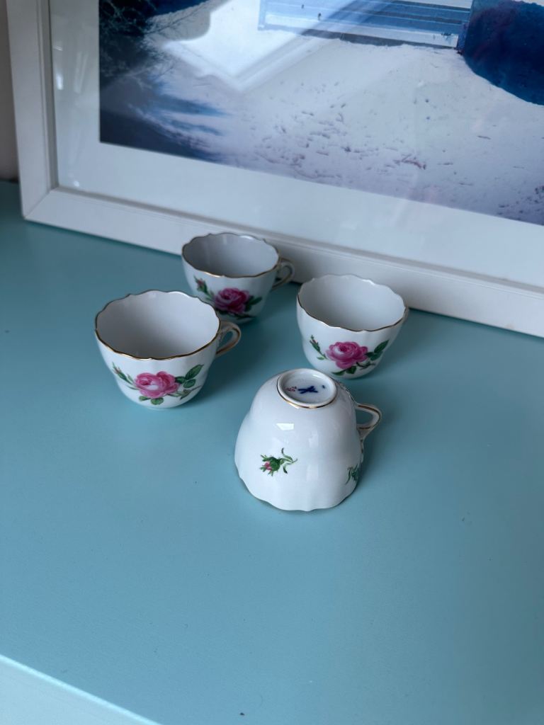 Meissen Antique complete china tea set 8 persons