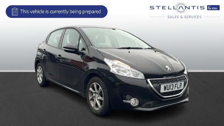 2013 Peugeot 208 1.2 VTi Active Hatchback 5dr Petrol Manual Euro 5 (82 ps) Hatchback Petrol Manual