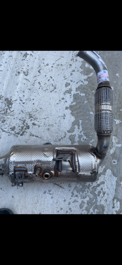 New unused Ford catalytic converter