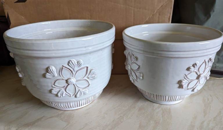 ceramic plant holders