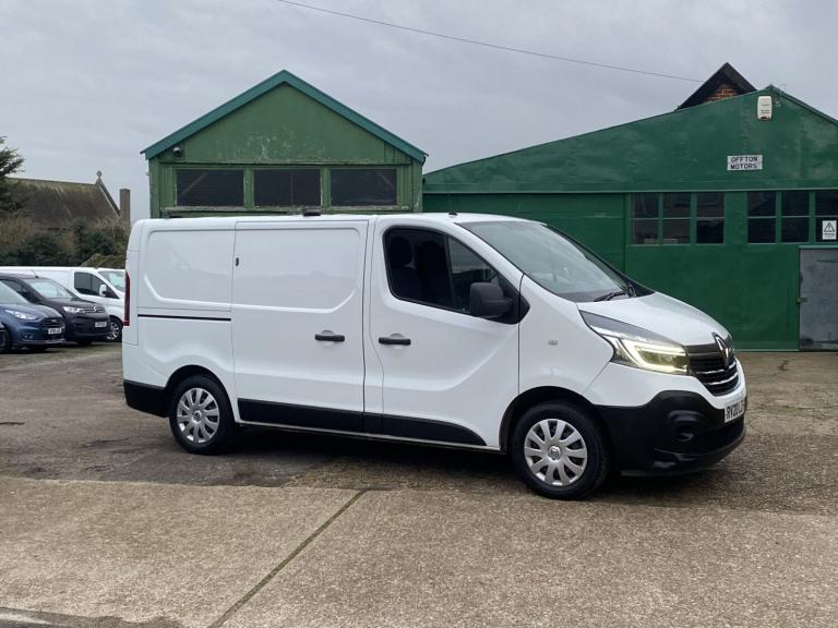 RENAULT TRAFIC 2.0 SL30 ENERGY dCi 120 Business+ MY19 White Manual Diesel 2020