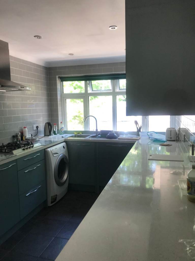 Nice Double room in St.Johns ,Woking,Surrey.