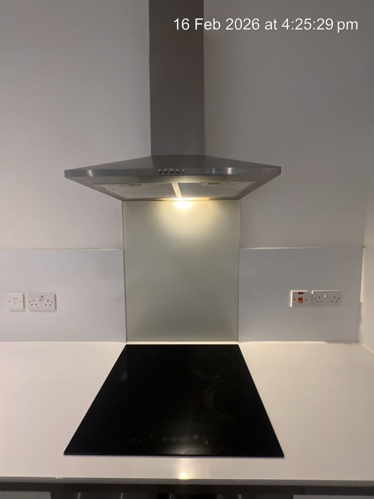 Modern one bed apartment 