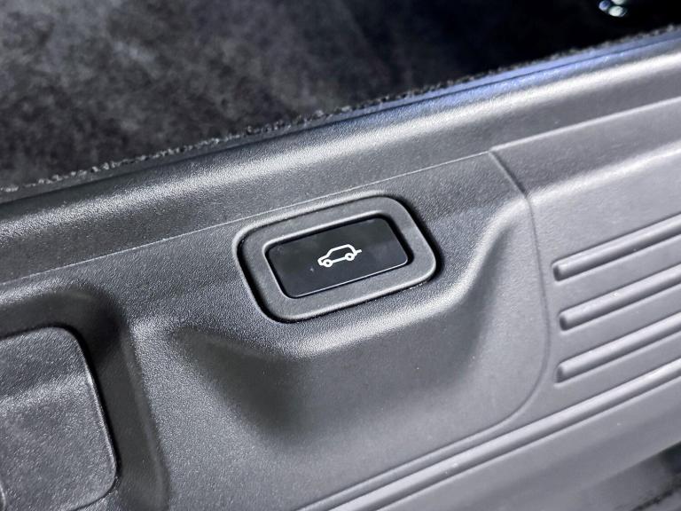 2020 Land Rover Range Rover 2.0 P400e 13.1kWh Vogue SUV 5dr Petrol Plug-in Hybrid Auto 4WD Euro 6...