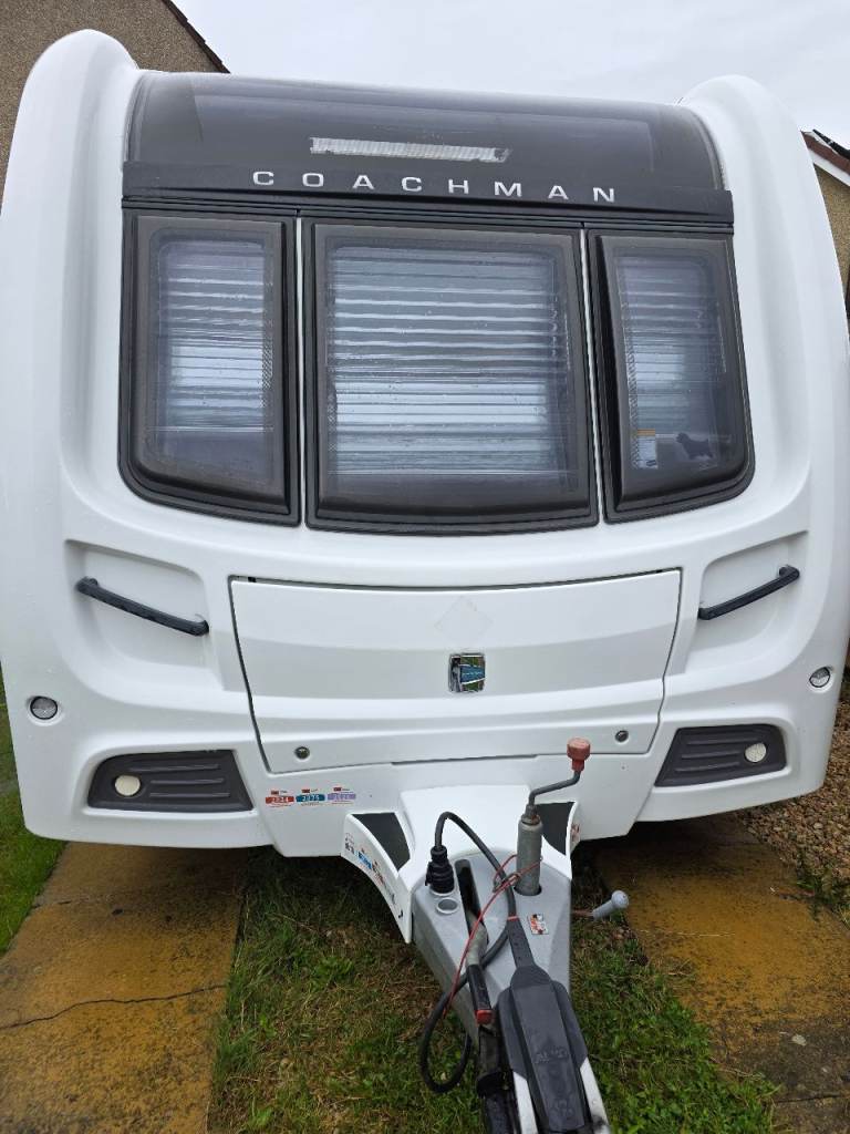 Coachman pastiche 2012  520/4 berth mover air awning extras included 
