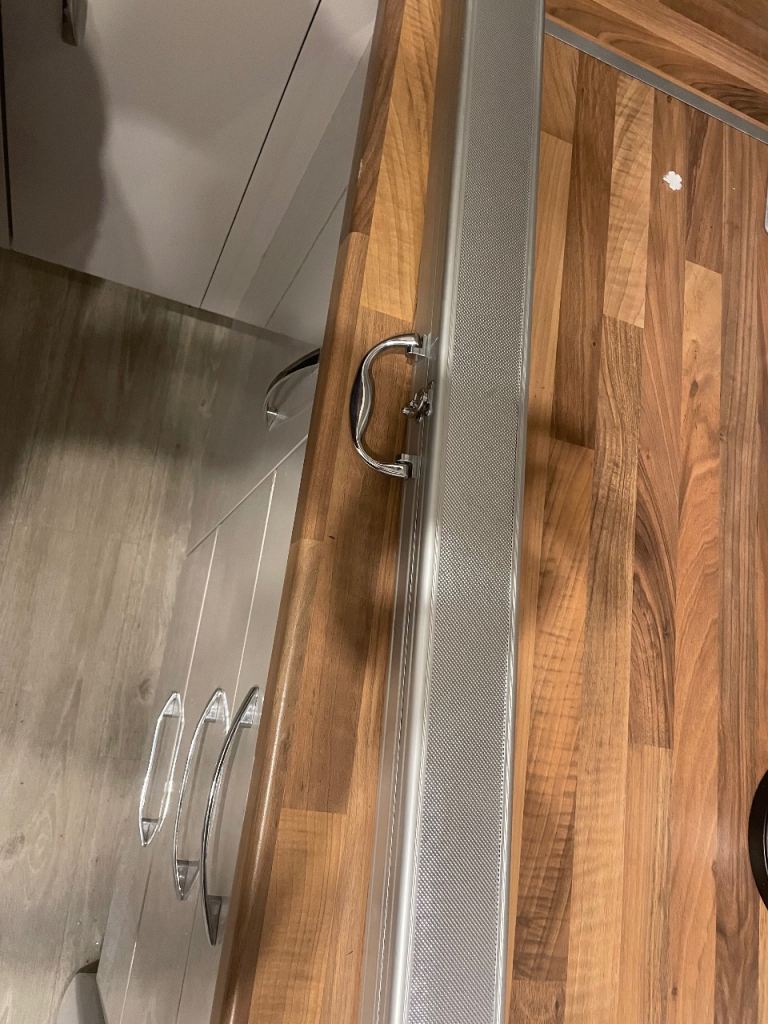 Quesole snooker set everything with it brand new