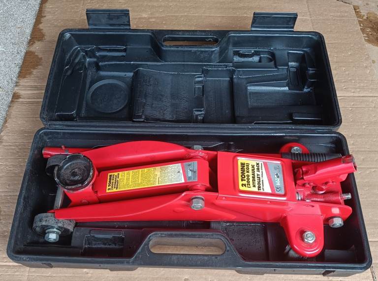  Car Hydraulic Trolley Jack - 2 tonne