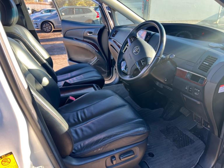 2024 Toyota Estima 2.4 Automatic 7 Seater. 83000 Miles. PETROL. Apple Car Play NAV. CAM. PX OK MP...