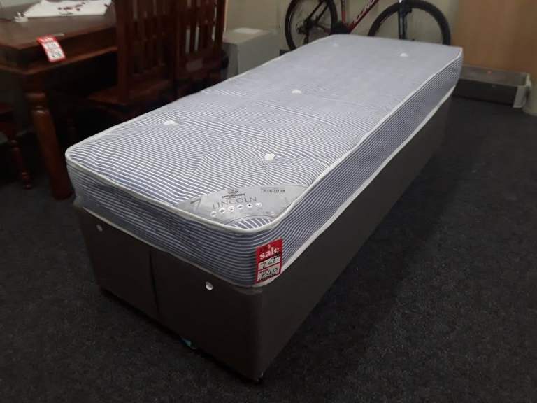 2 ft 6-inch toddler bed base & mattress Low Cost Moves 2nd Hand Furniture STALYBRIDGE SK15 3DN