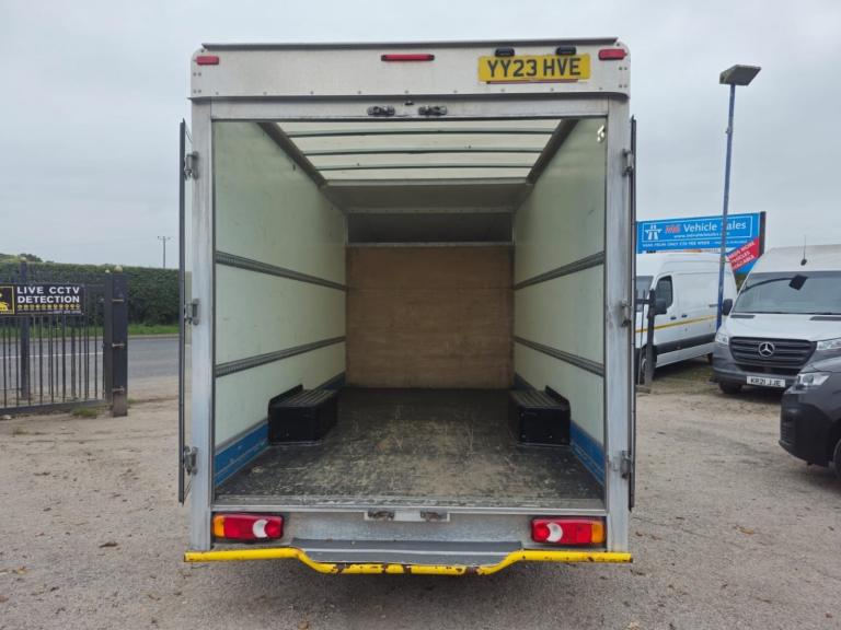 RENAULT MASTER 2.3 LUTON LOLOADER 145 ENERGY BUSINESS 2023