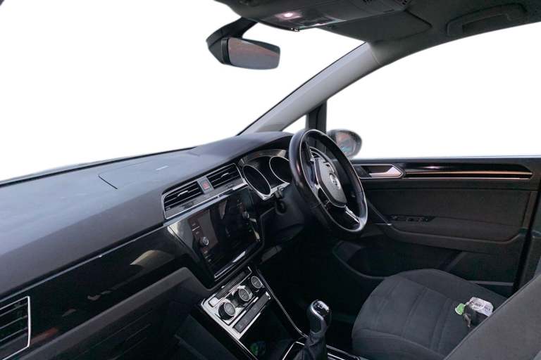 2020 Volkswagen Touran 1.5 TSI EVO SEL 5dr MPV PETROL Manual