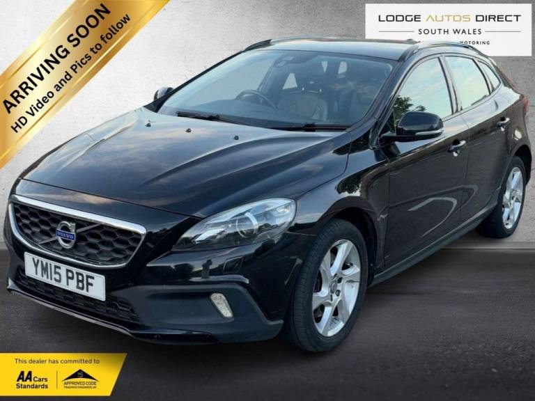 2015 Volvo V40 D2 [120] Cross Country Lux 5dr Geartronic HATCHBACK DIESEL Automatic