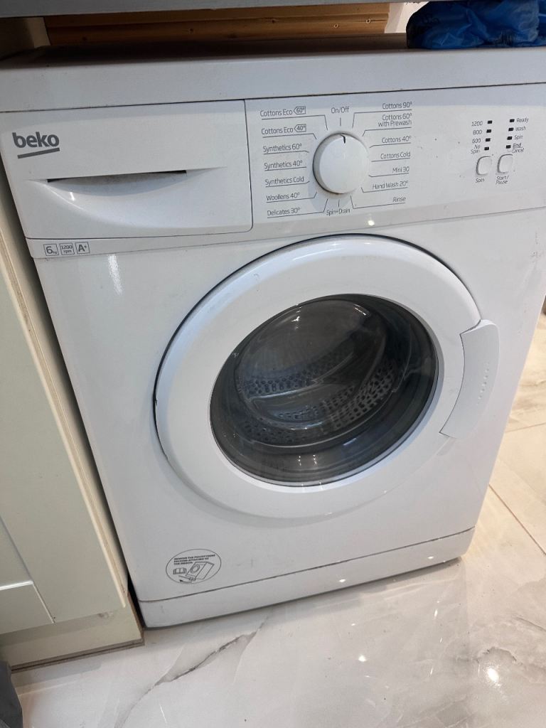 Beko WM62125W Washing Machine - White, Good Condition