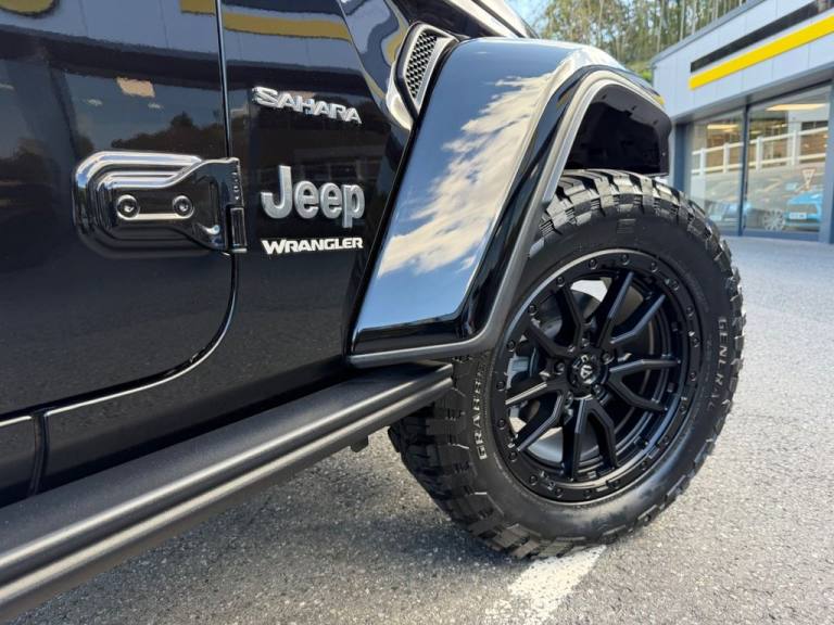 2025 JEEP WRANGLER BUZZ SV LUXURY 2.0 SUV 4DR Black FUEL Wheels MOPAR Bumper+++