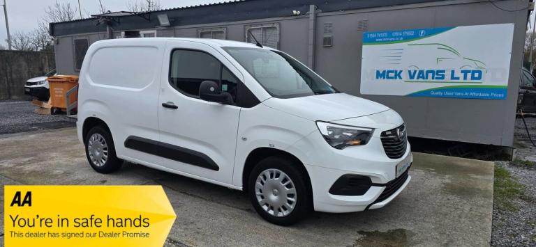 2019 Vauxhall Combo 2000 1.5 Turbo D 100ps H1 Sportive Van PANEL VAN Diesel Manual