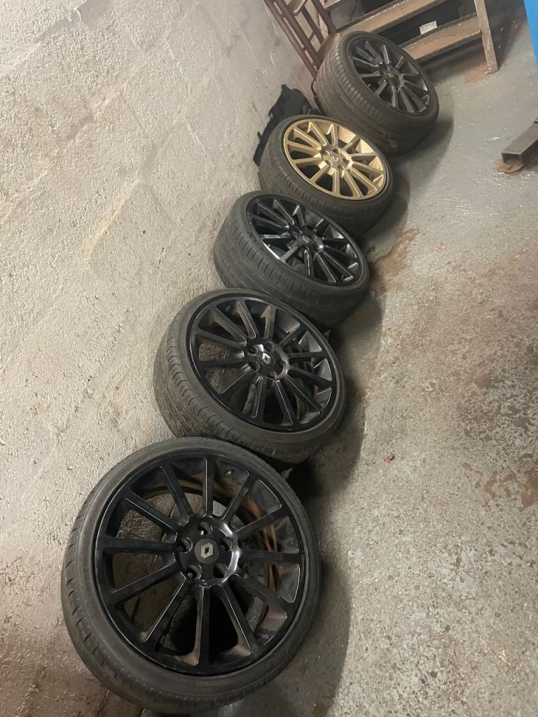 Megane 225 r26 , Clio 197 / 200 wheels and tyres 