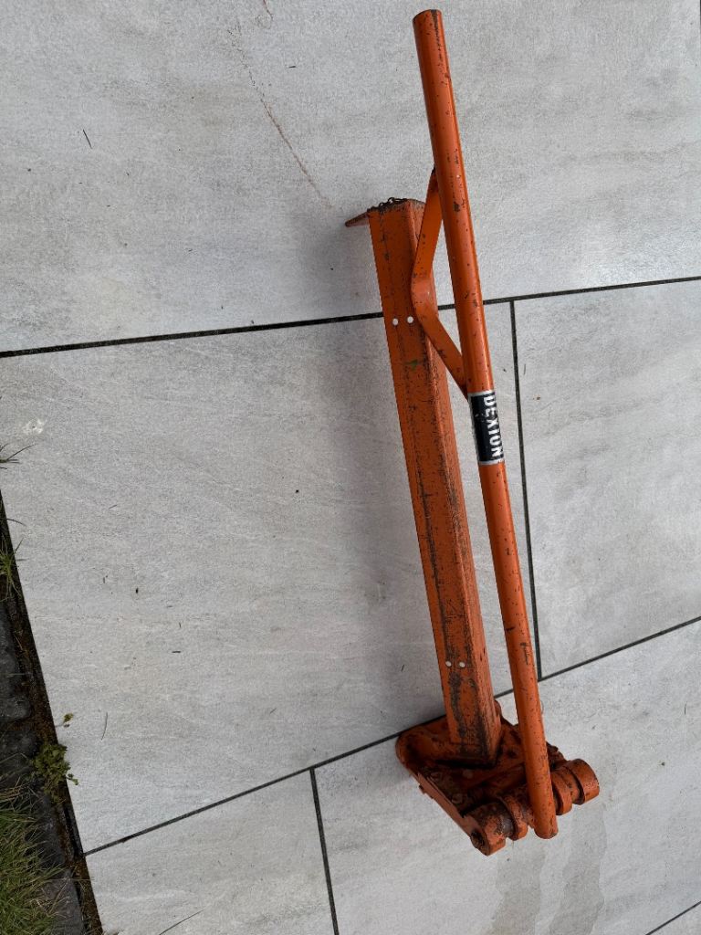 Dexion Angle Guillotine 
