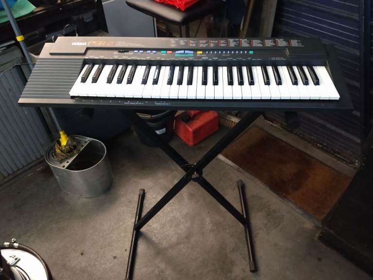 YAMAHA PSR 2 VINTAGE 1990s KEYBOARD AND STAND