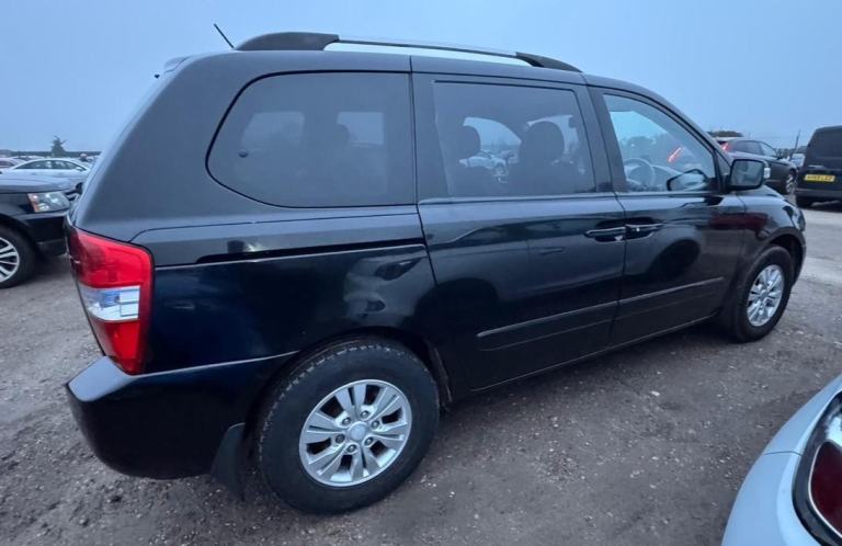 2011 KIA SEDONA 2 2.2 CRDi AUTO FULL MOT FSH (14 STAMPS!) RUNS & DRIVES GREAT!