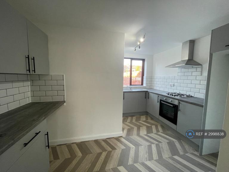 3 bedroom house in Roslyn Road, Hull, HU3 (3 bed) (#2998838)