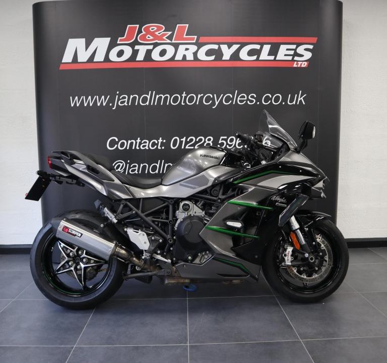 Kawasaki Ninja H2 SX SE+. KECS suspension. Brembo Brakes, SALE PRICE £11595!