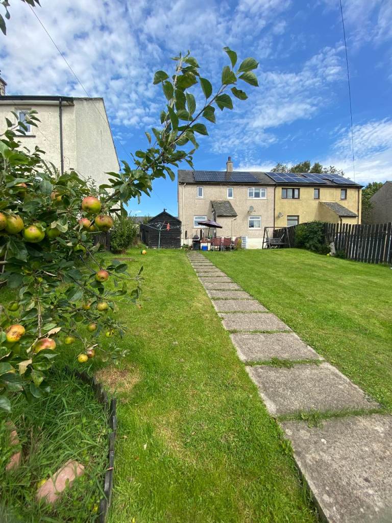 Spacious 3‑Bed Semi Detached Home with dinning/office, and generous garden.