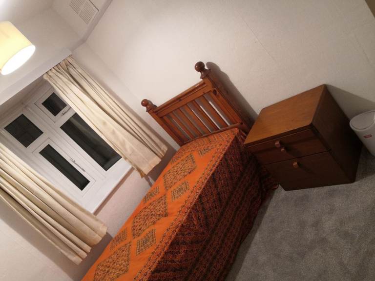  COZY SINGLE ROOM TO LET IN SOUTH KENTON FOR SINGLE PERSON ALL BILLS INCLUSIVE