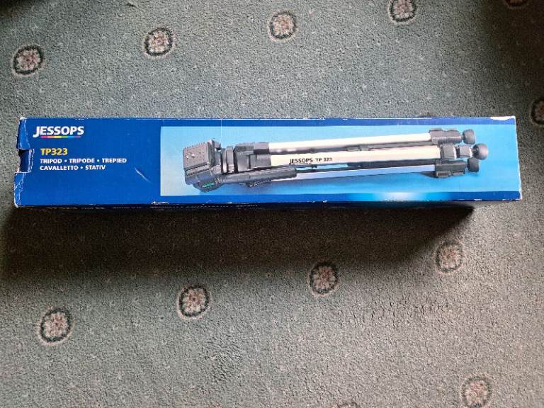 Jessops TPPP323 Adjustable Tripod