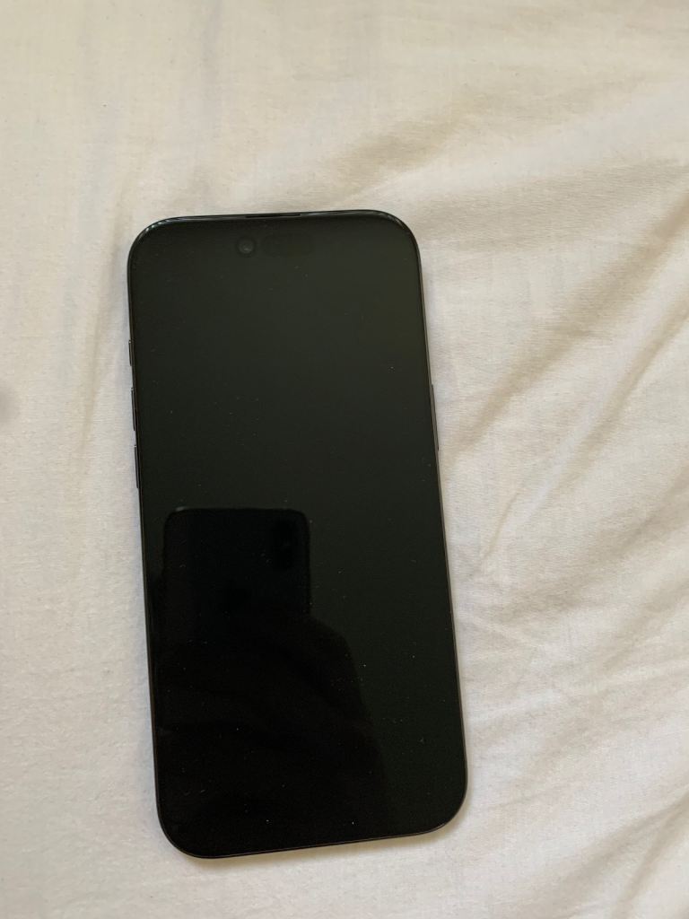 iPhone 17 Air (Black) – Excellent Condition, Unlocked