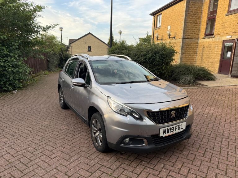 PEUGEOT 2008 1.2 PURETECH £20 TAX SATNAV  DRIVES EXCELLENT 