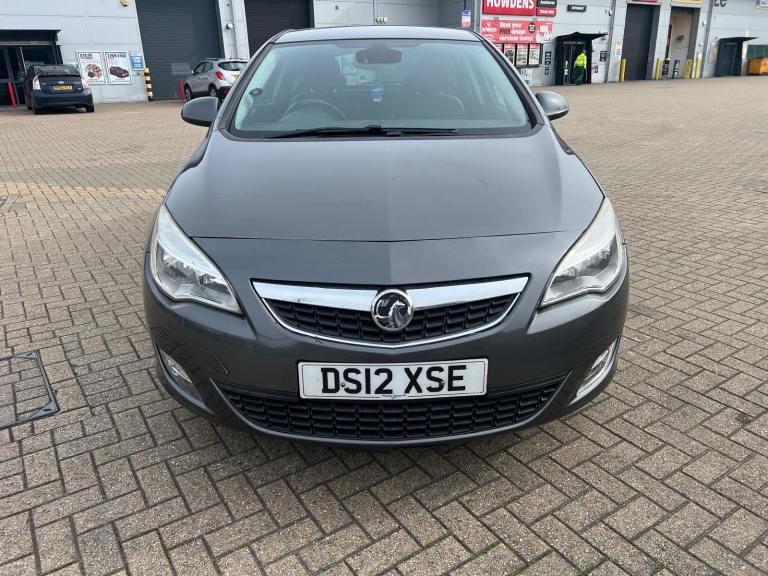 Vauxhall Astra 1.6 Automatic 2012